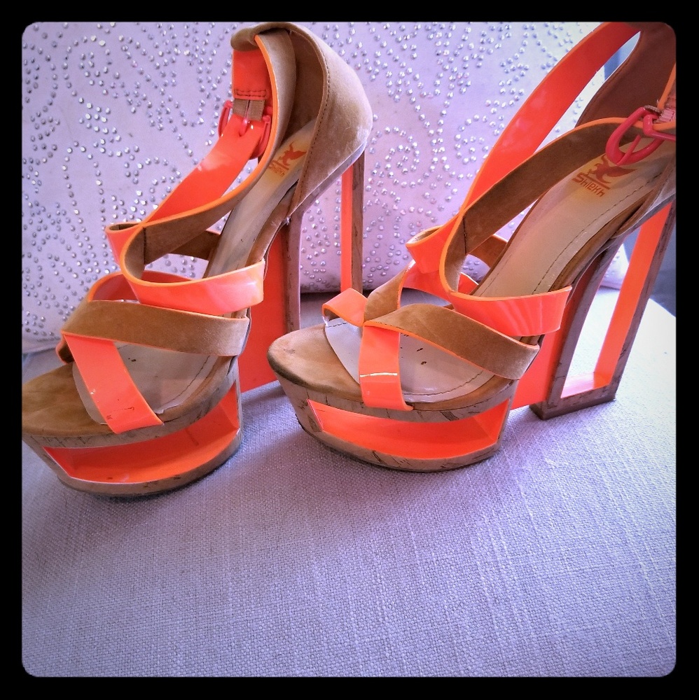 Shiekh orange cork wedges